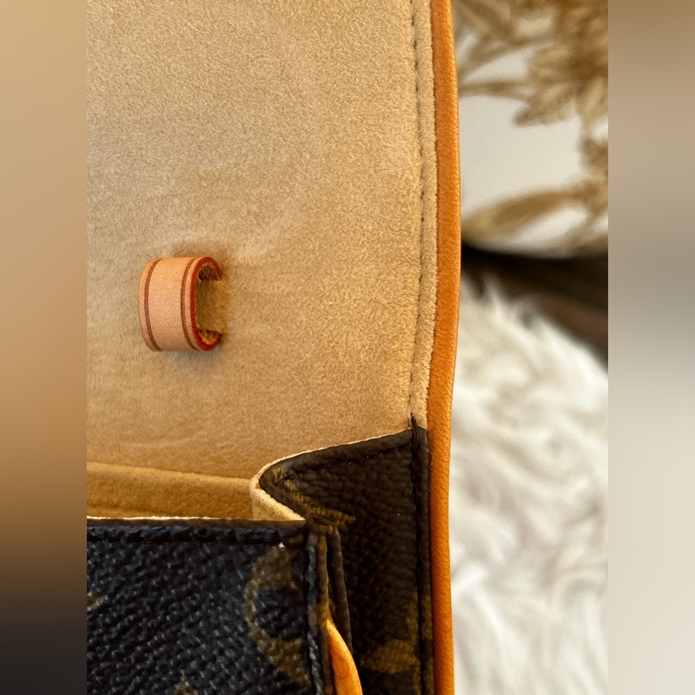 Twin Pochette GM in Monogram #3 - Picture 9 of 16
